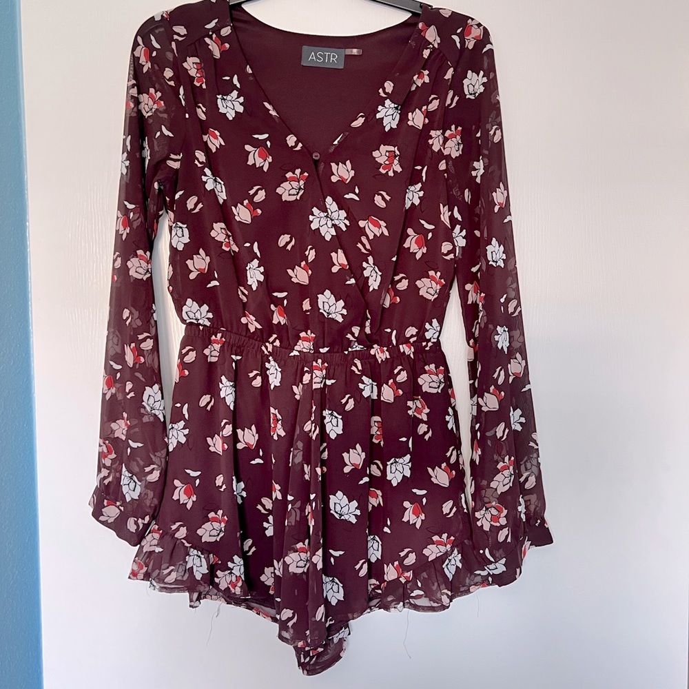 ASTR floral long sleeve dress romper